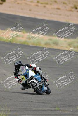 media/Jun-04-2022-WERA (Sat) [[b852bbbd55]]/Race 9 LW Twins Superbike V6 LW D Superstock/